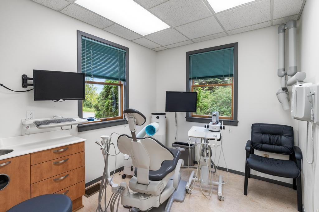 1982 E Mitchell Road