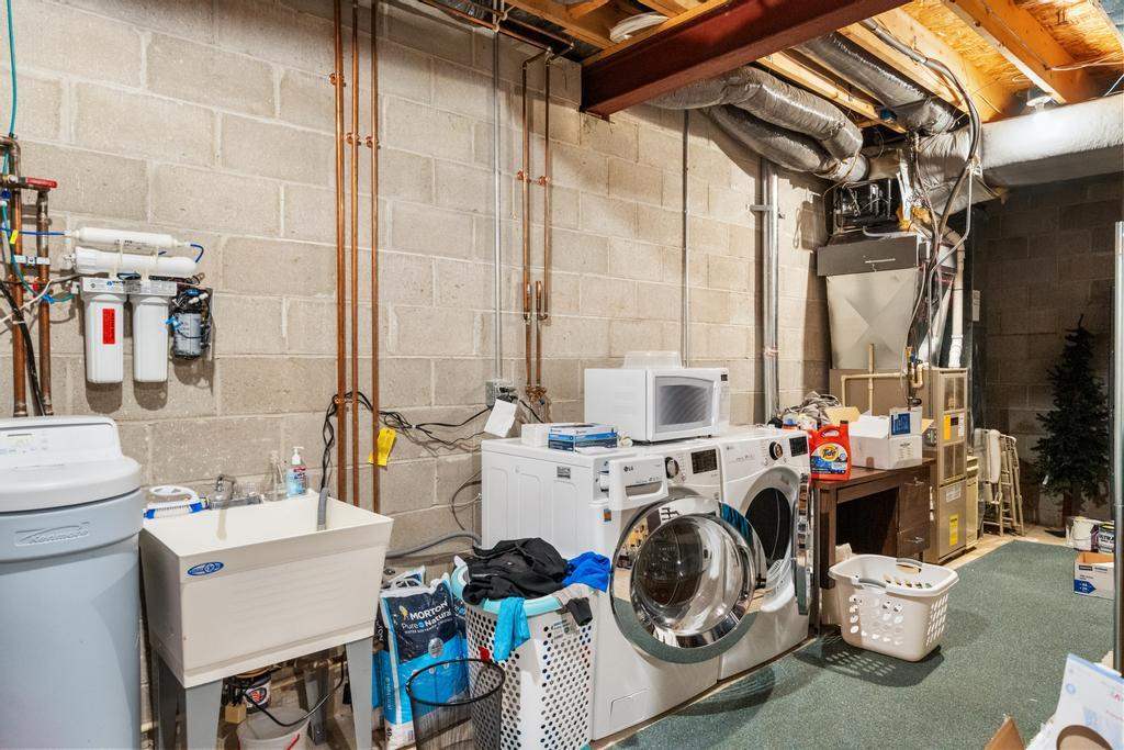 1982 E Mitchell Road