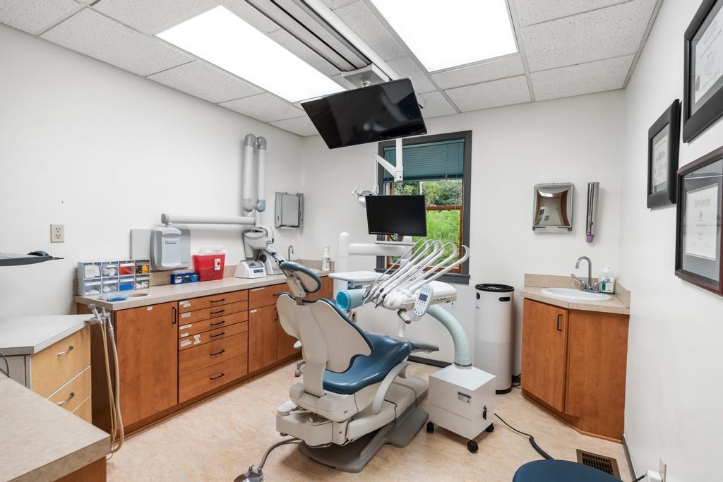 1982 E Mitchell Road