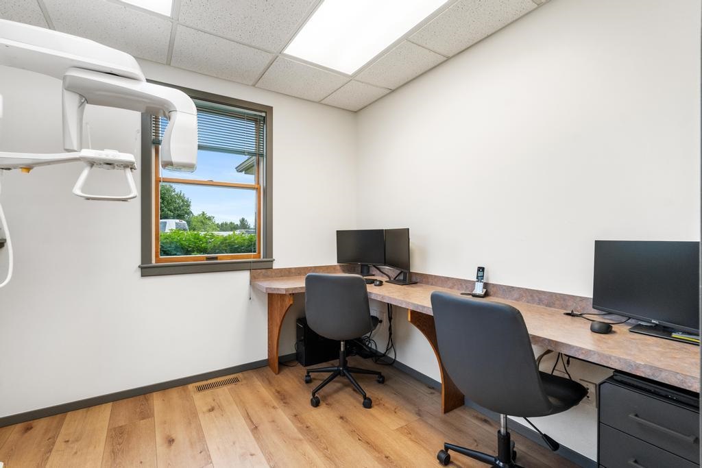 1982 E Mitchell Road