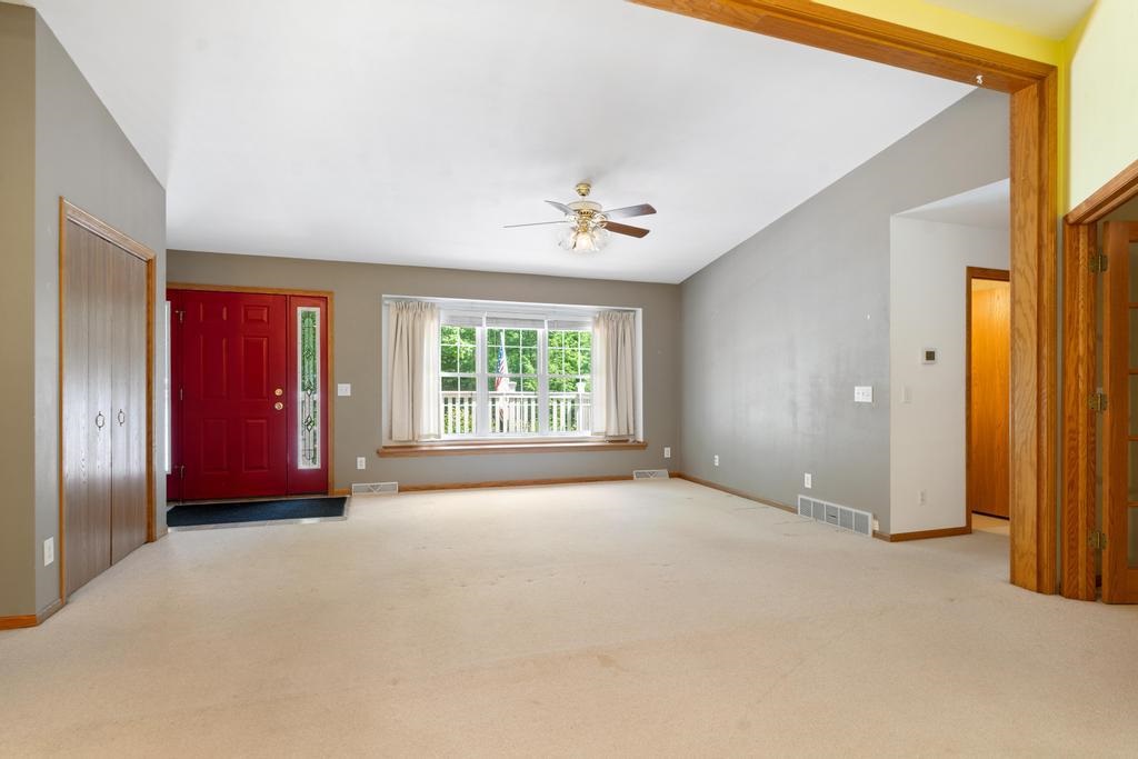 7850 Forest Lane