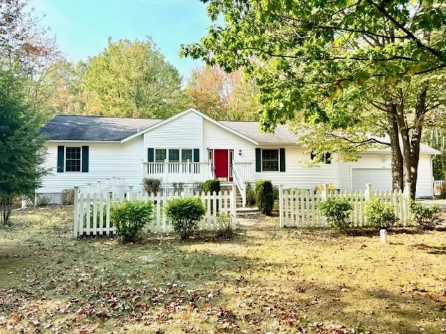 7850 Forest Lane