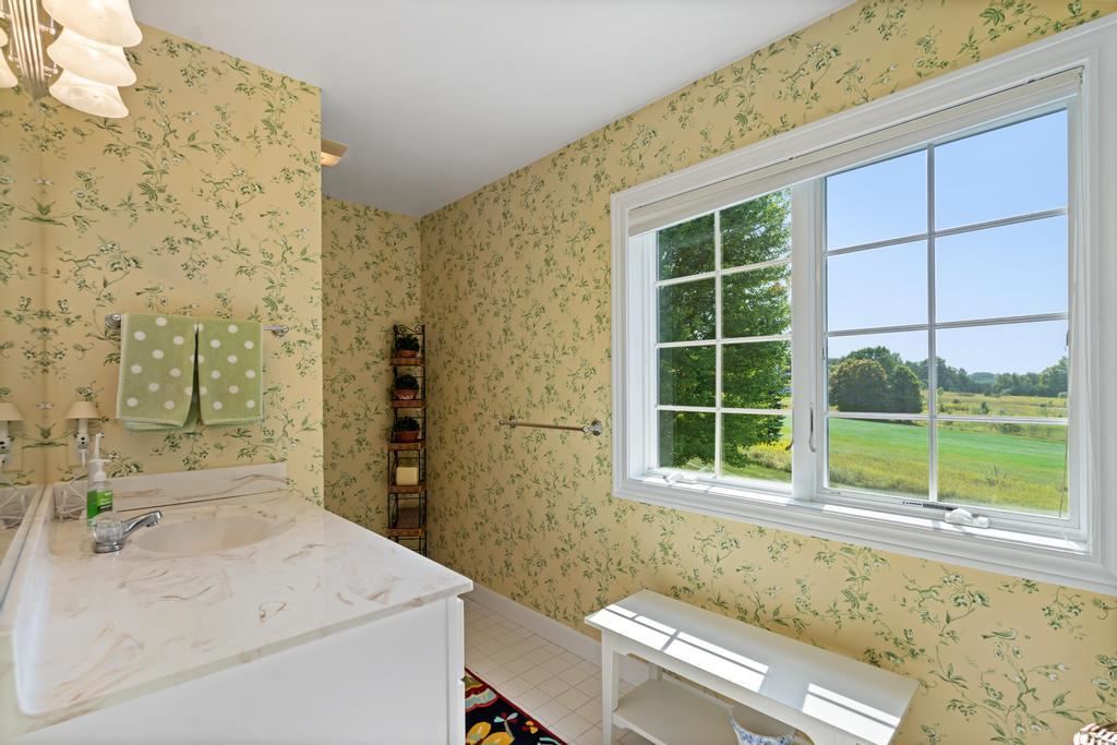 160 Crooked Tree