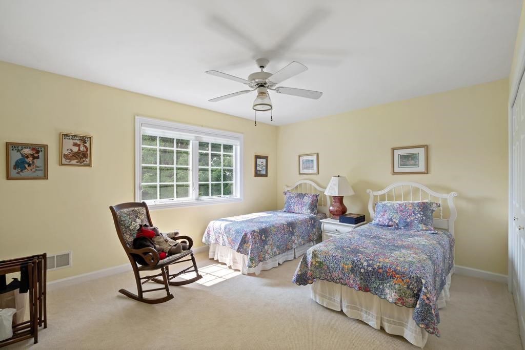 160 Crooked Tree