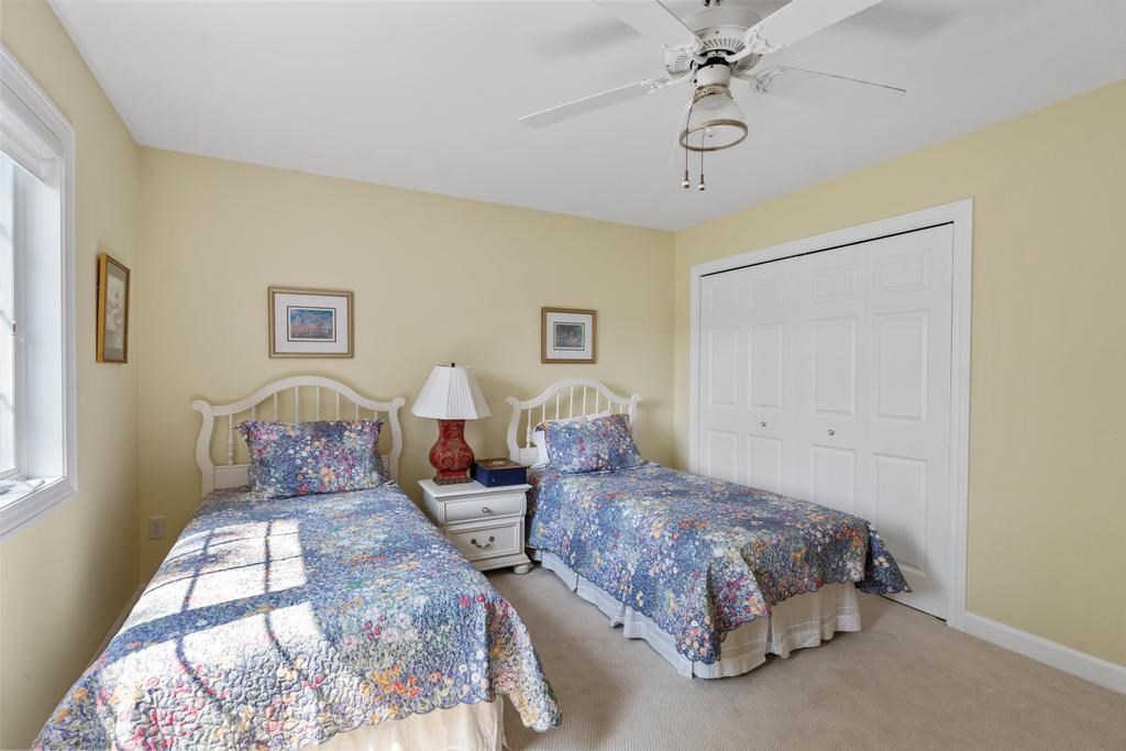 160 Crooked Tree