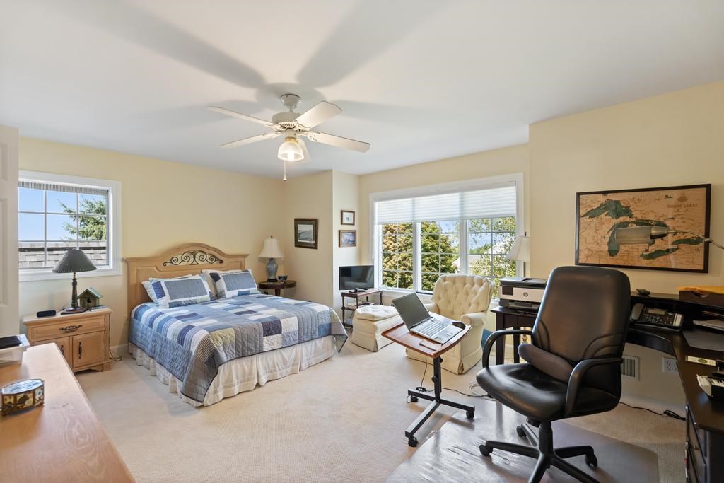160 Crooked Tree