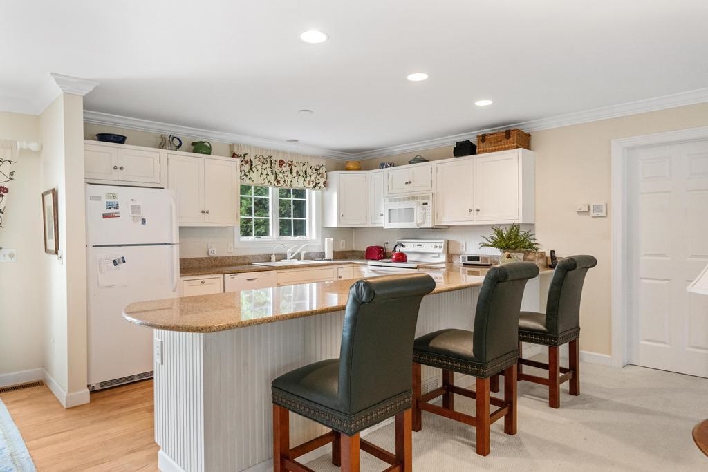 160 Crooked Tree