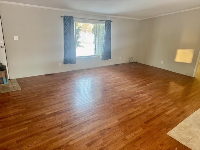 2874 Crestview Drive