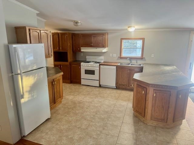 2874 Crestview Drive