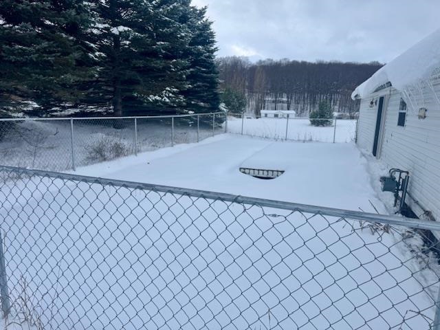 2874 Crestview Drive