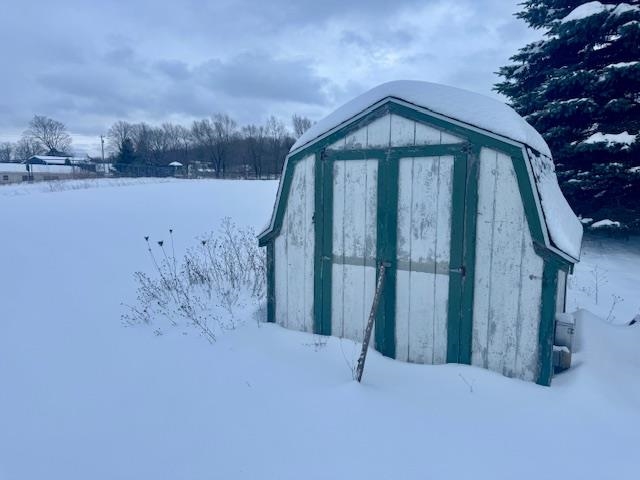 2874 Crestview Drive