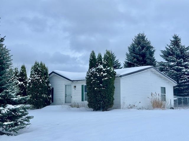 2874 Crestview Drive