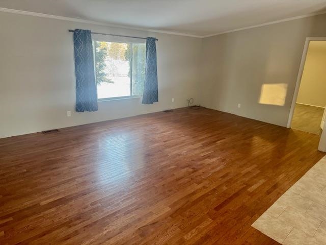 2874 Crestview Drive