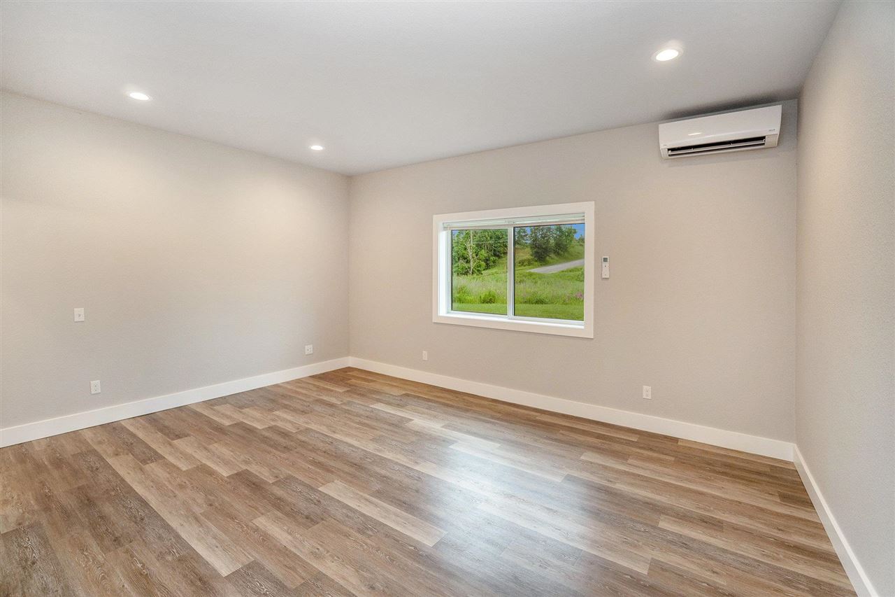 705 Maple Creek