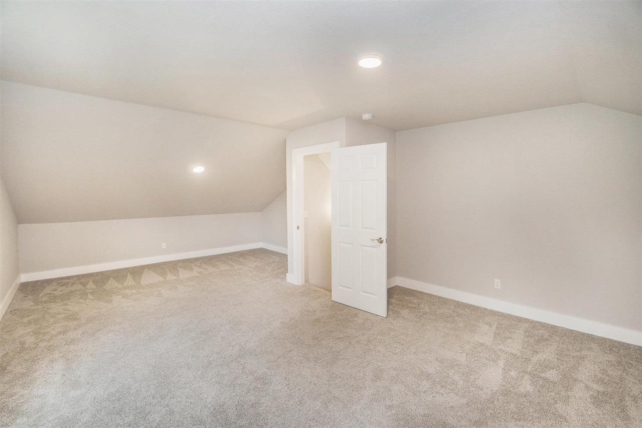 705 Maple Creek