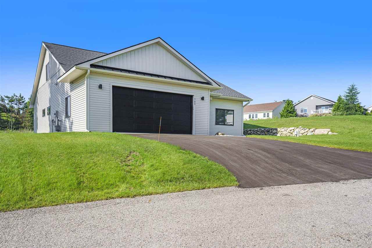 705 Maple Creek