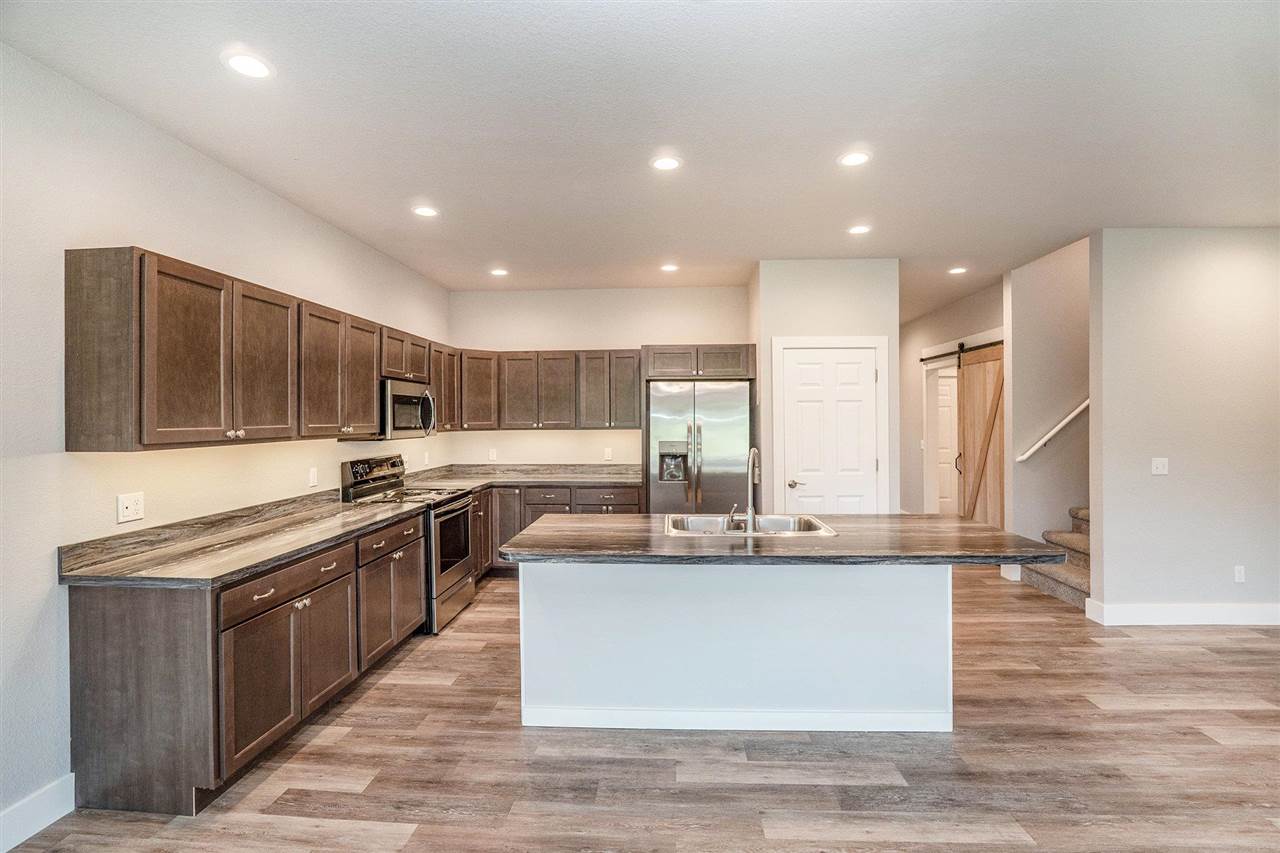 705 Maple Creek