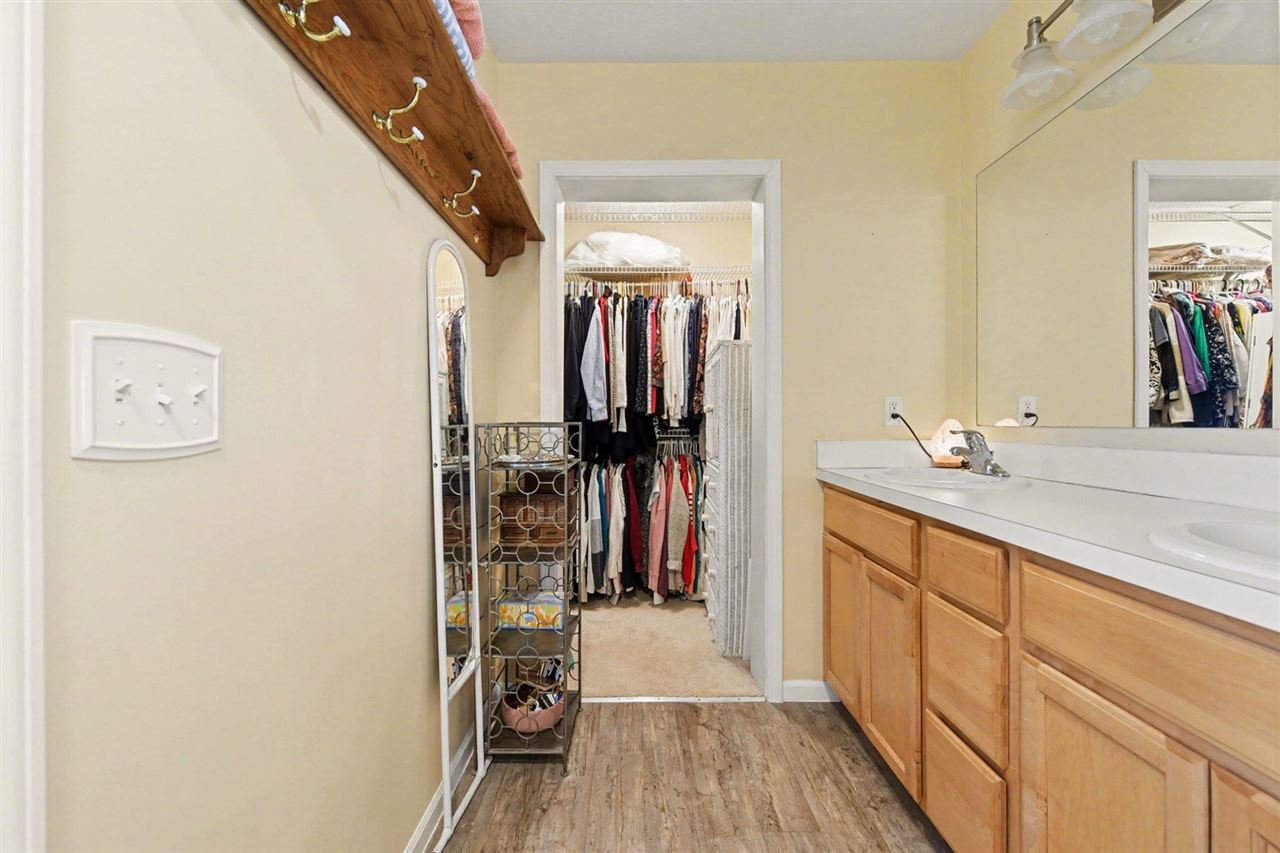 1362 Tracy Lane