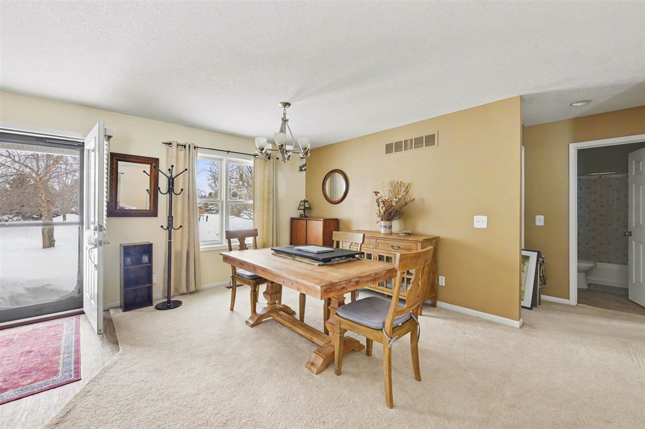 1362 Tracy Lane