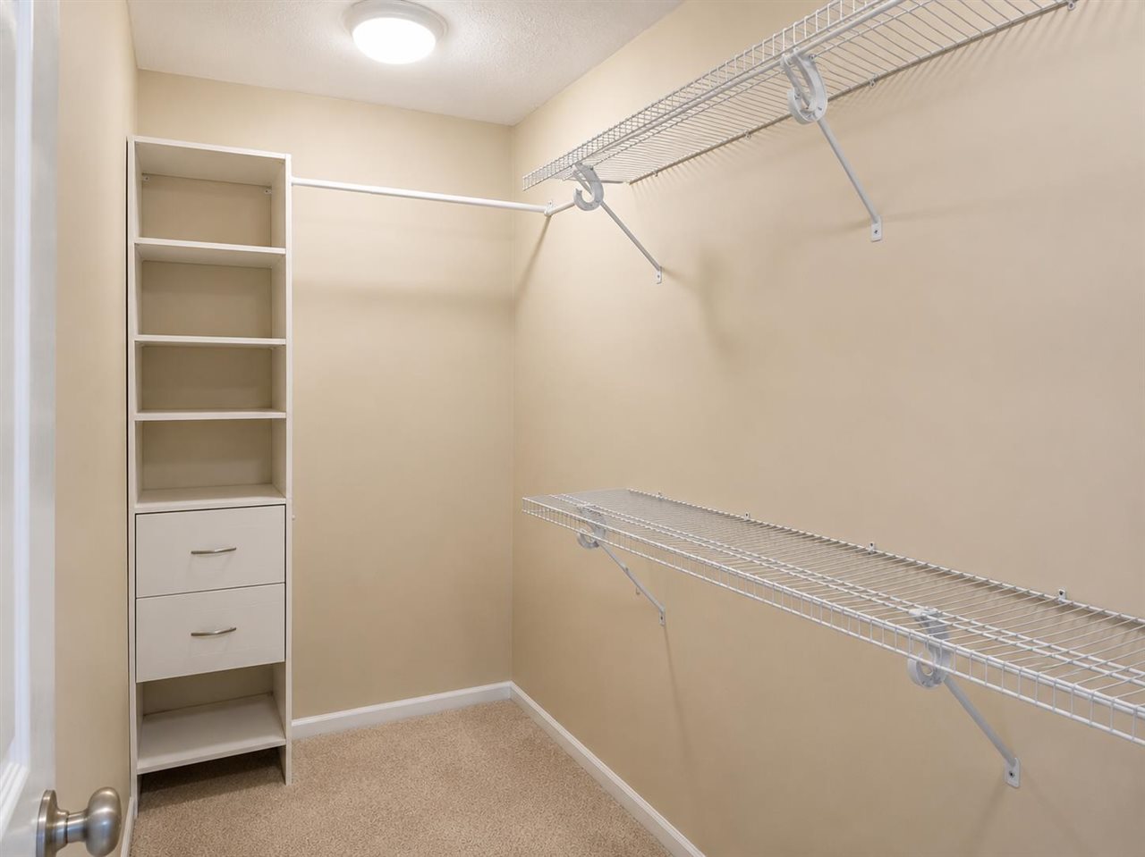1362 Tracy Lane