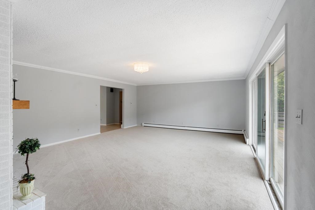 1051 Hoffman