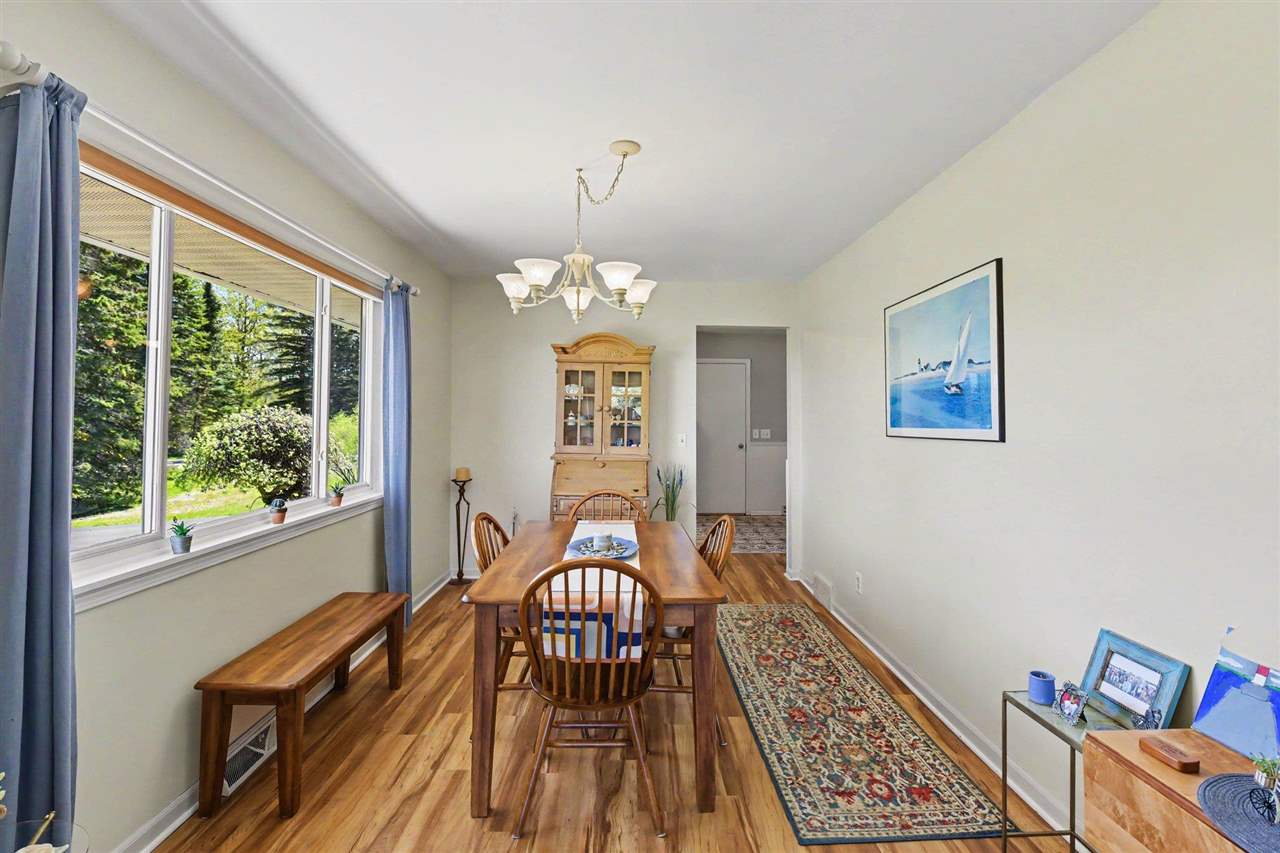 855 Country Lane