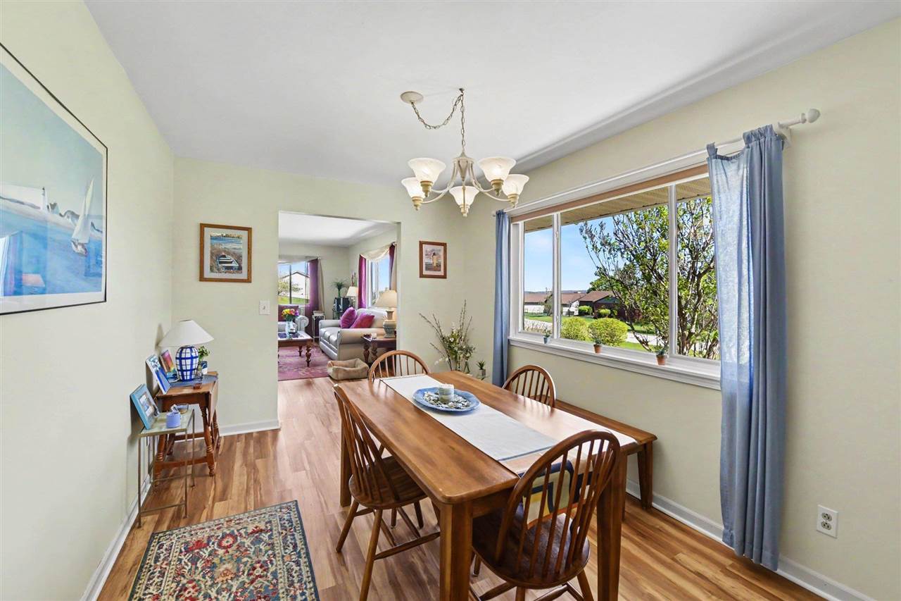 855 Country Lane