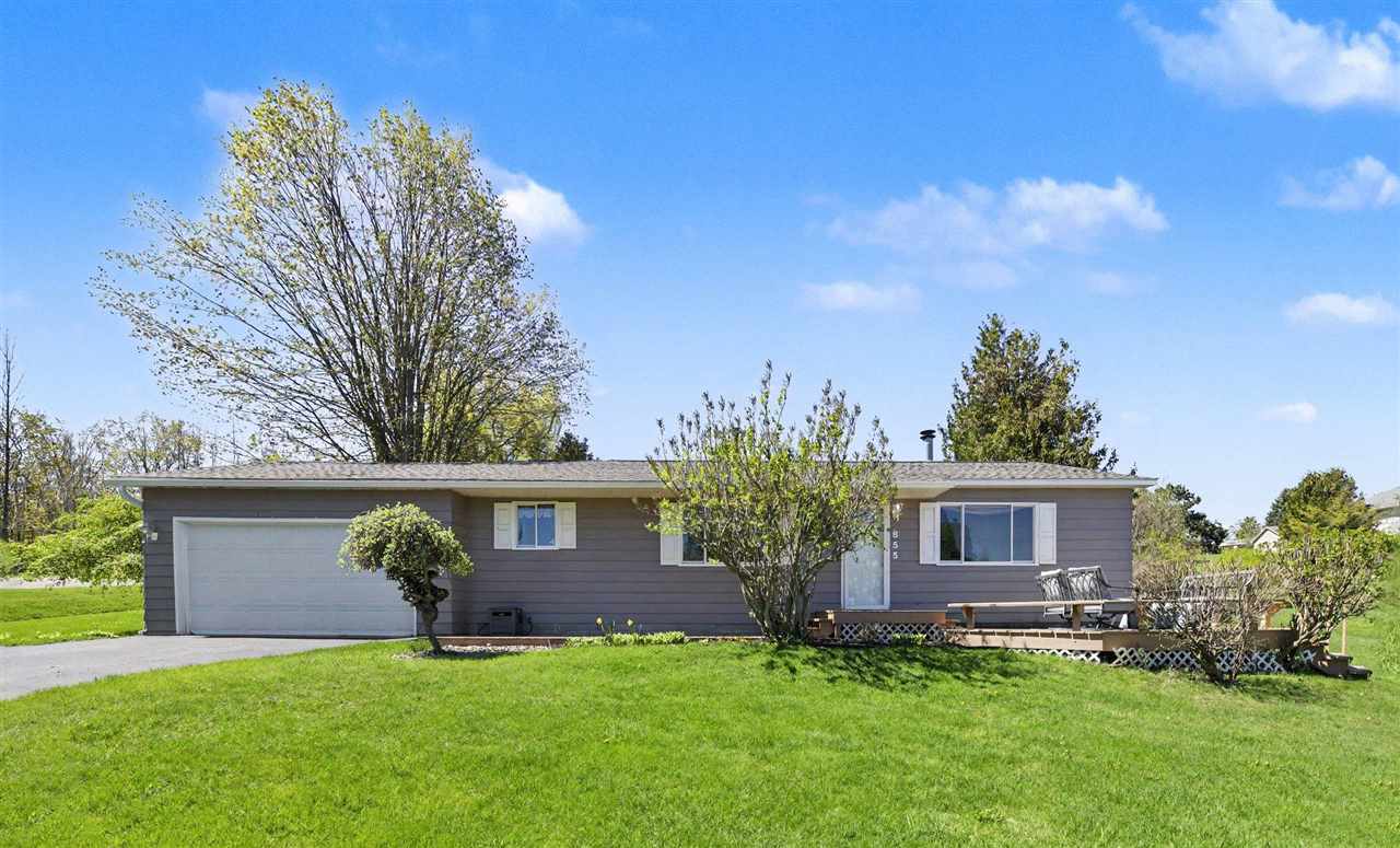 855 Country Lane
