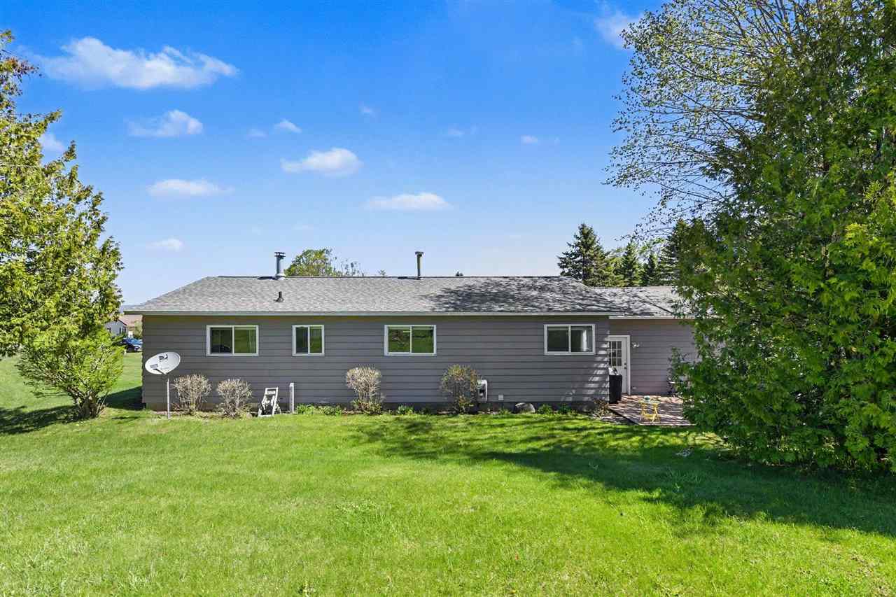 855 Country Lane