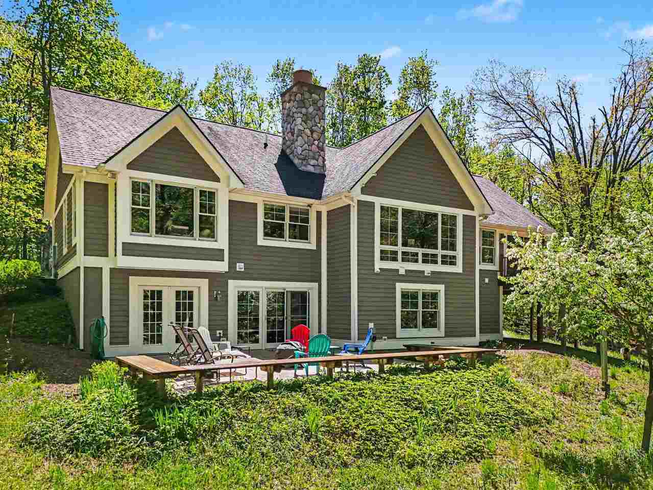 5654 Cherry Court