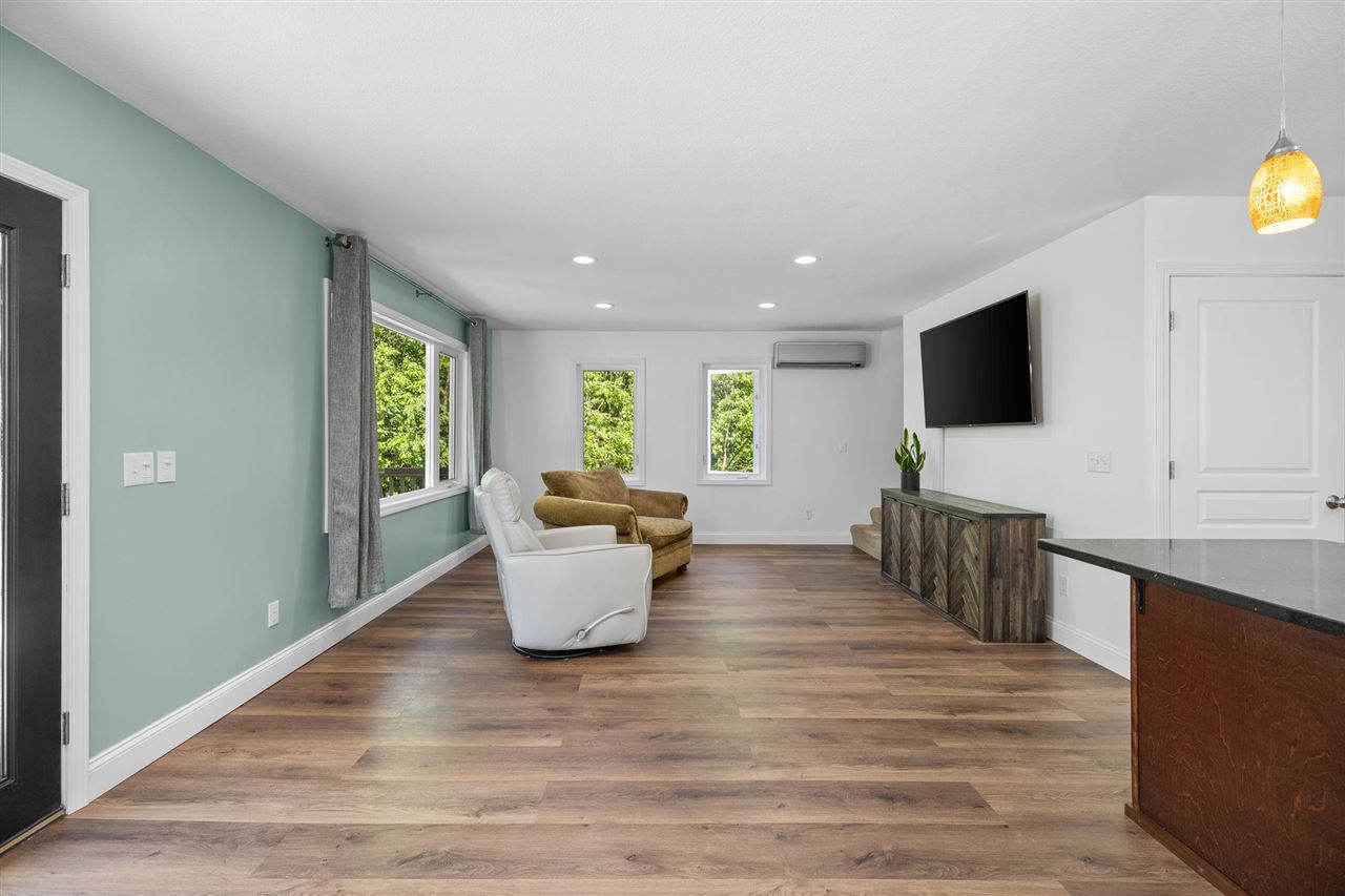 8023 Nelson Road