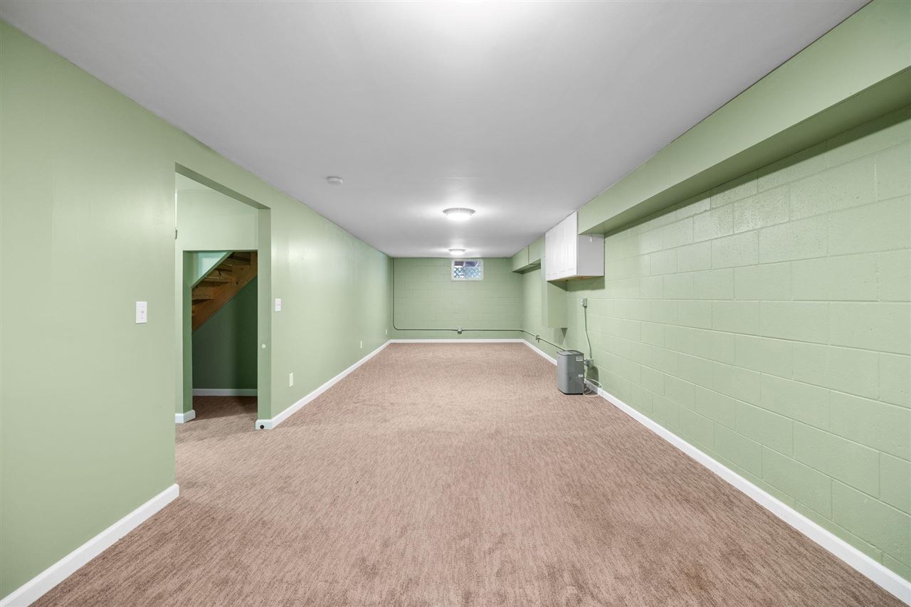 8023 Nelson Road