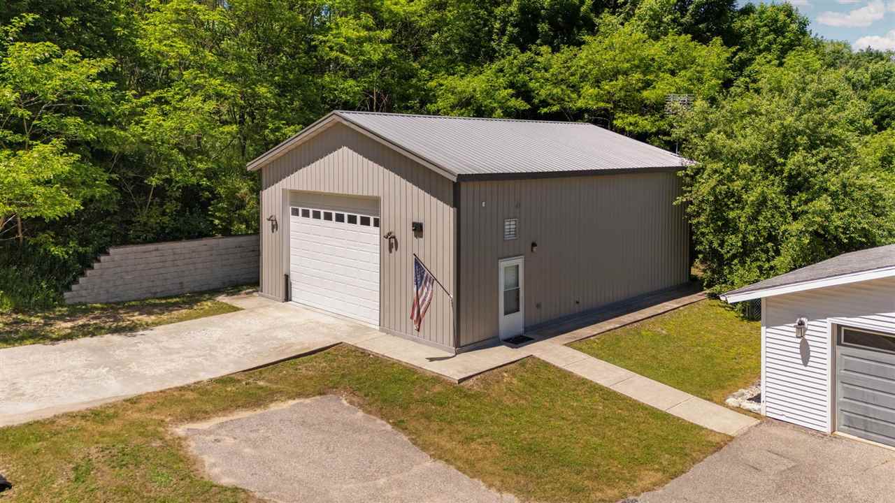 8023 Nelson Road