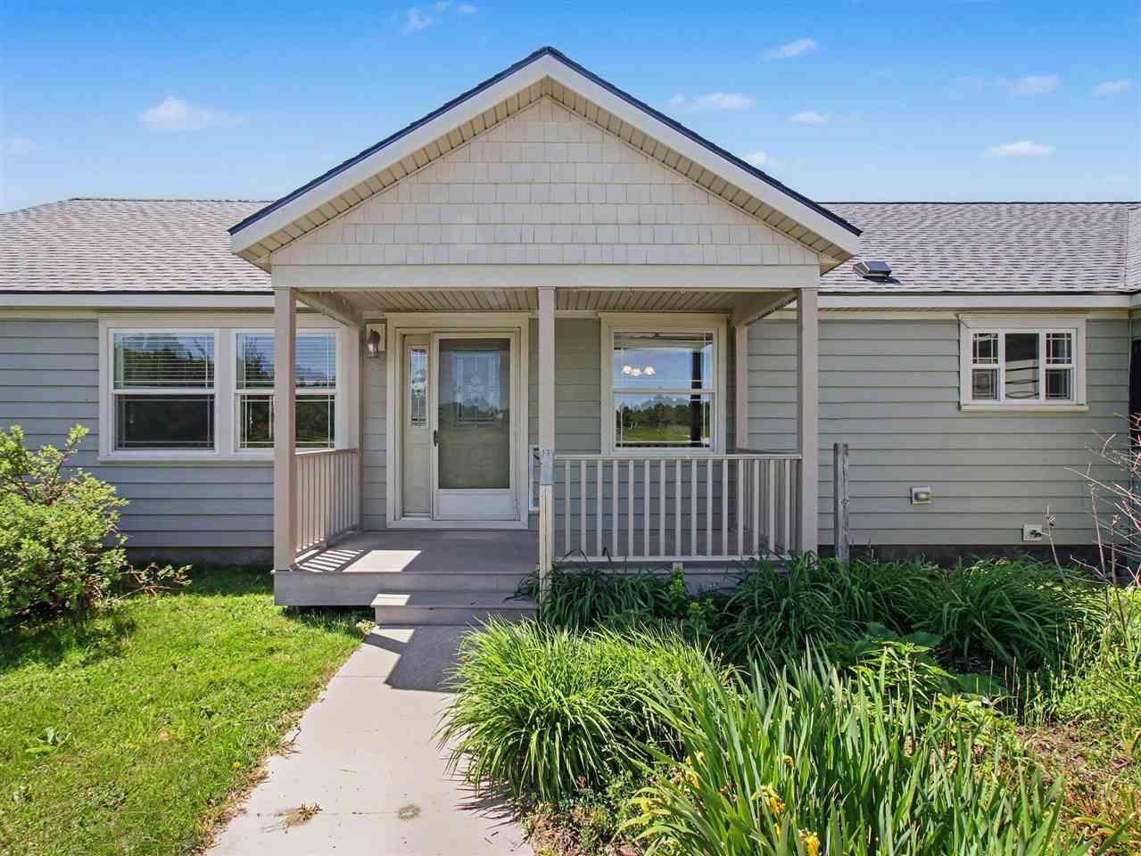 5076 Horseshoe Trail