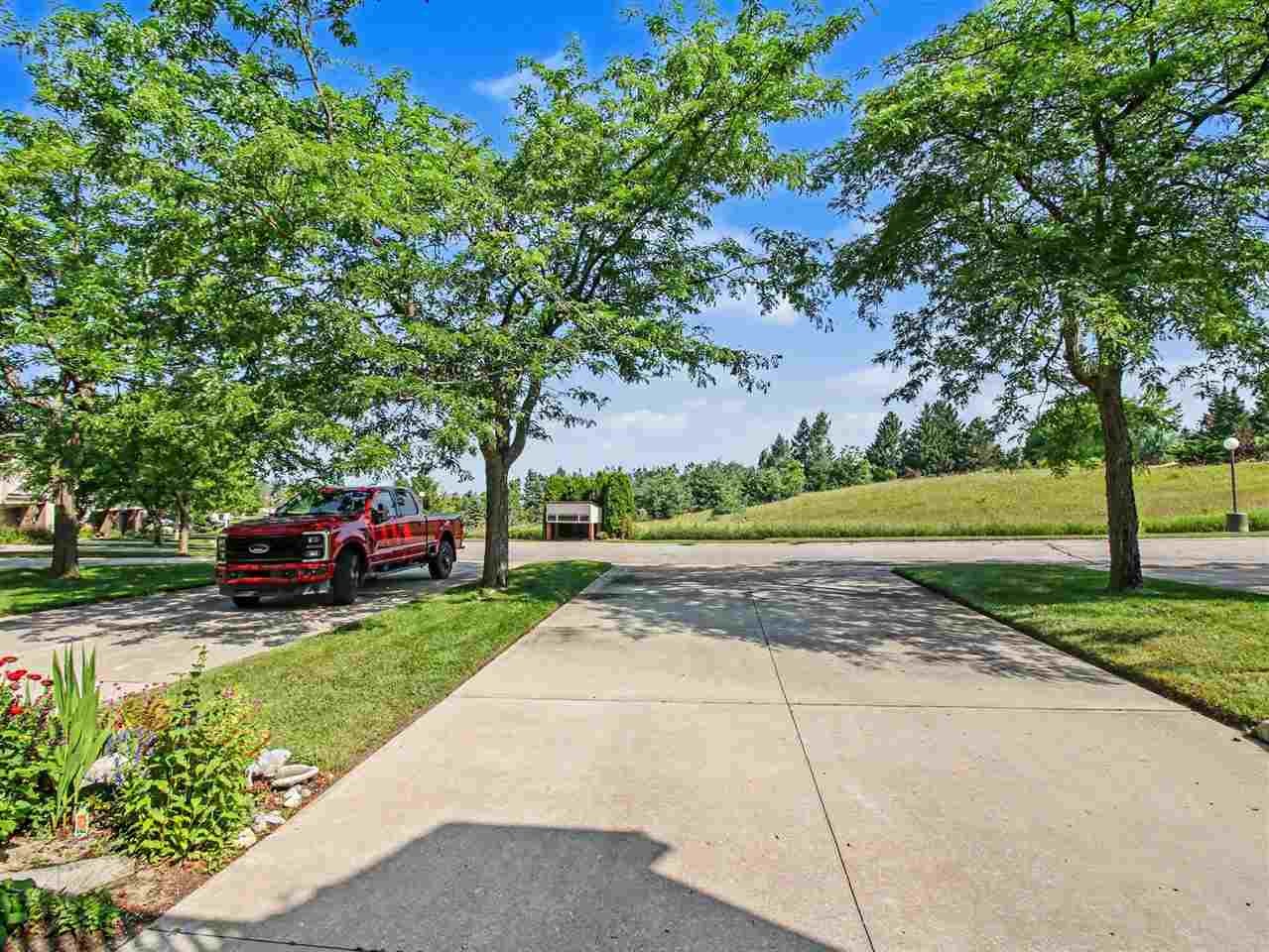 1287 LaChaumier Drive Unit: 5