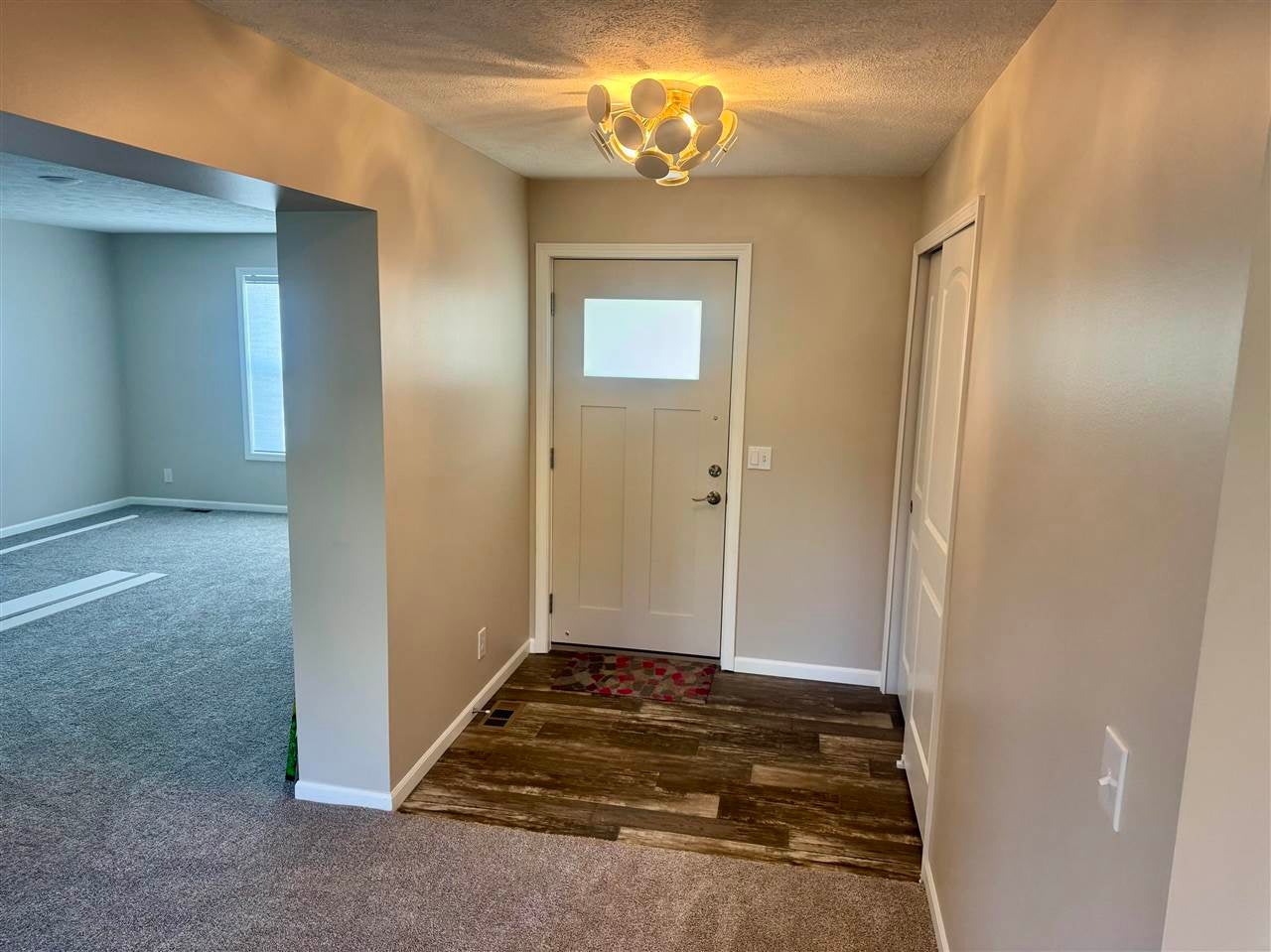 704 Maple Creek