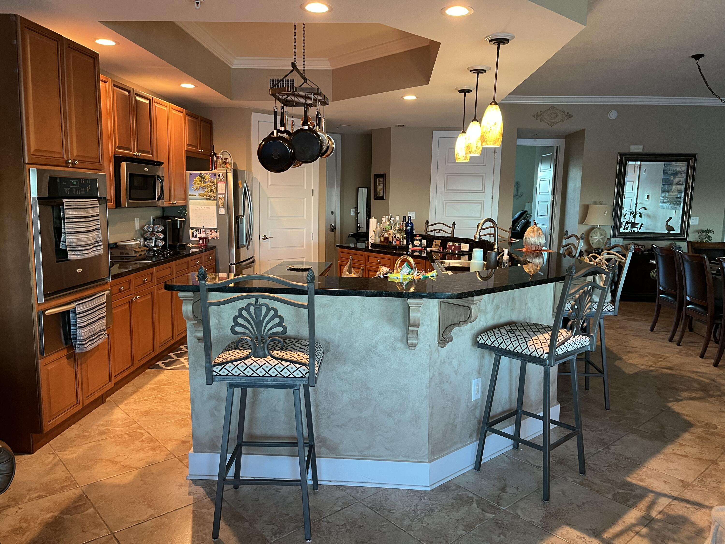 211 Durango Road, 414