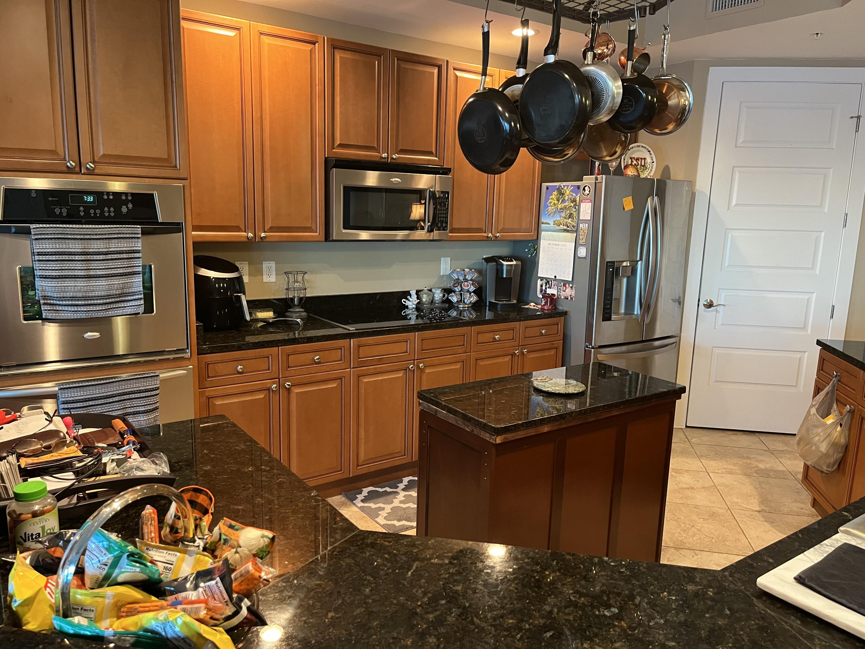 211 Durango Road, 414