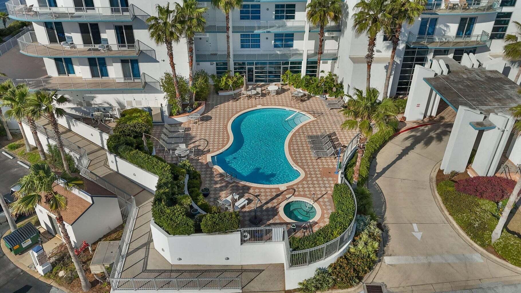 211 Durango Road, 414