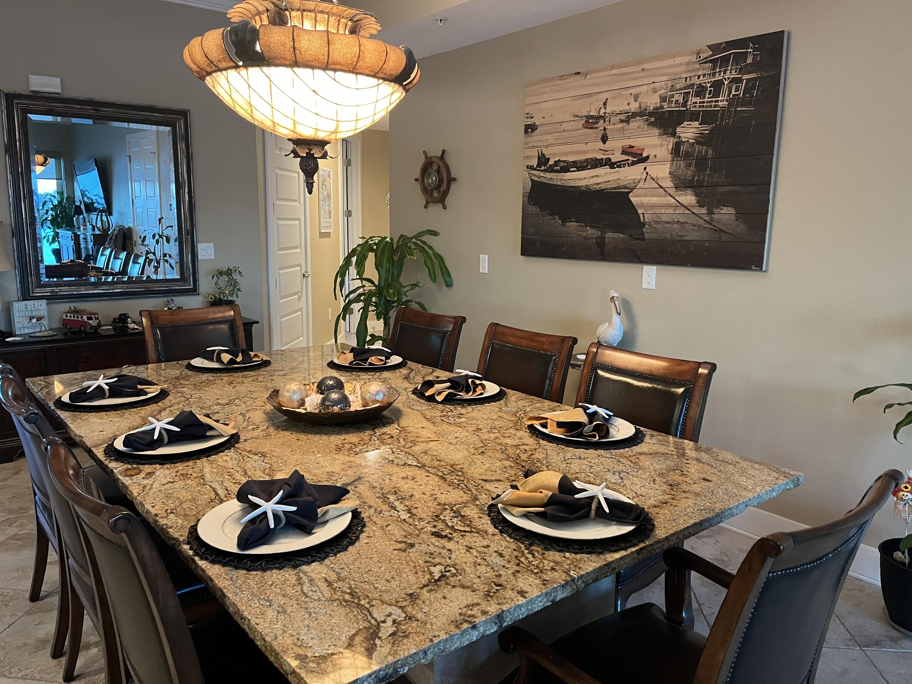 211 Durango Road, 414
