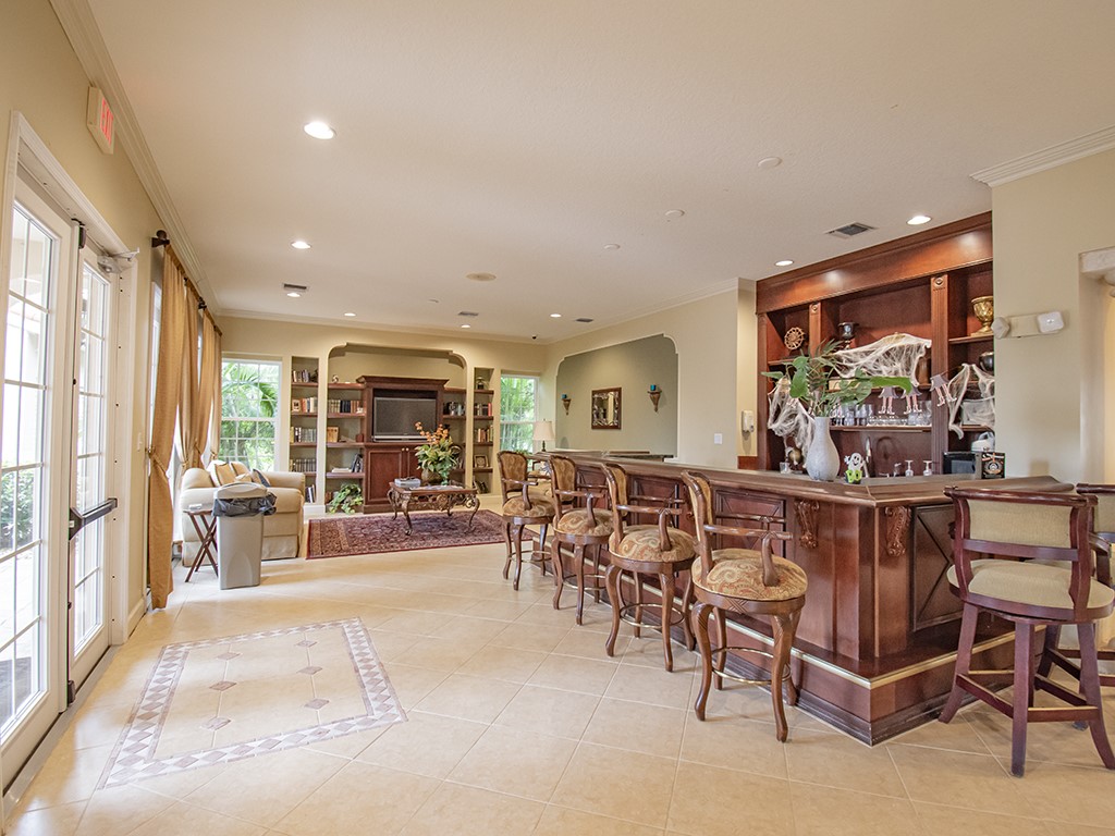 1610 N 42nd Circle 105