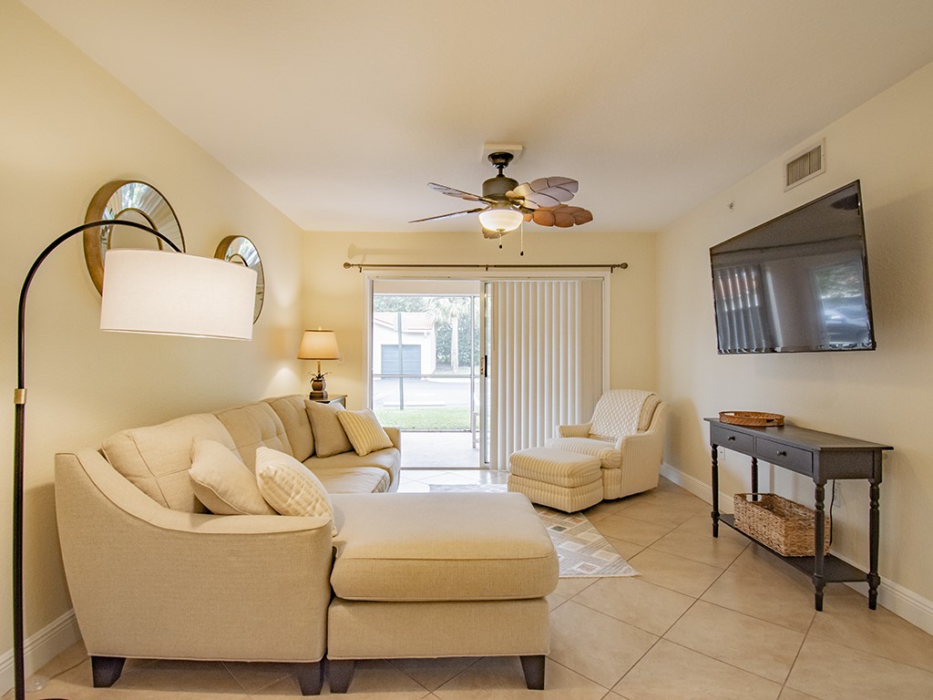 1610 N 42nd Circle 105