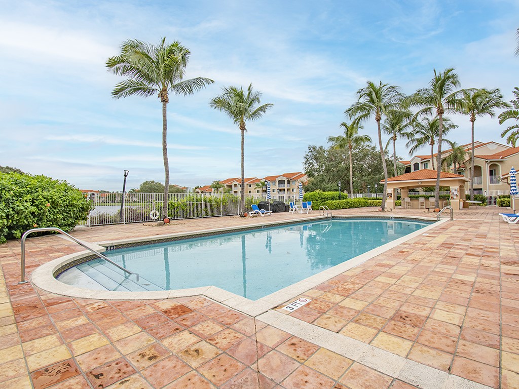1610 N 42nd Circle 105