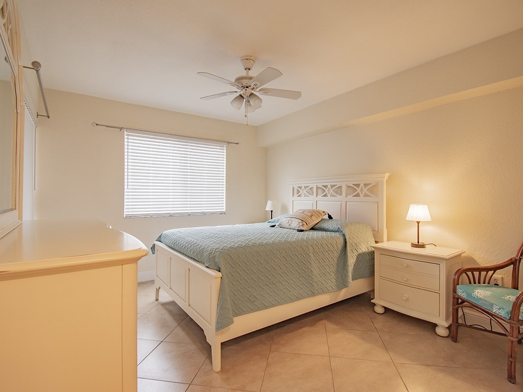 1610 N 42nd Circle 105