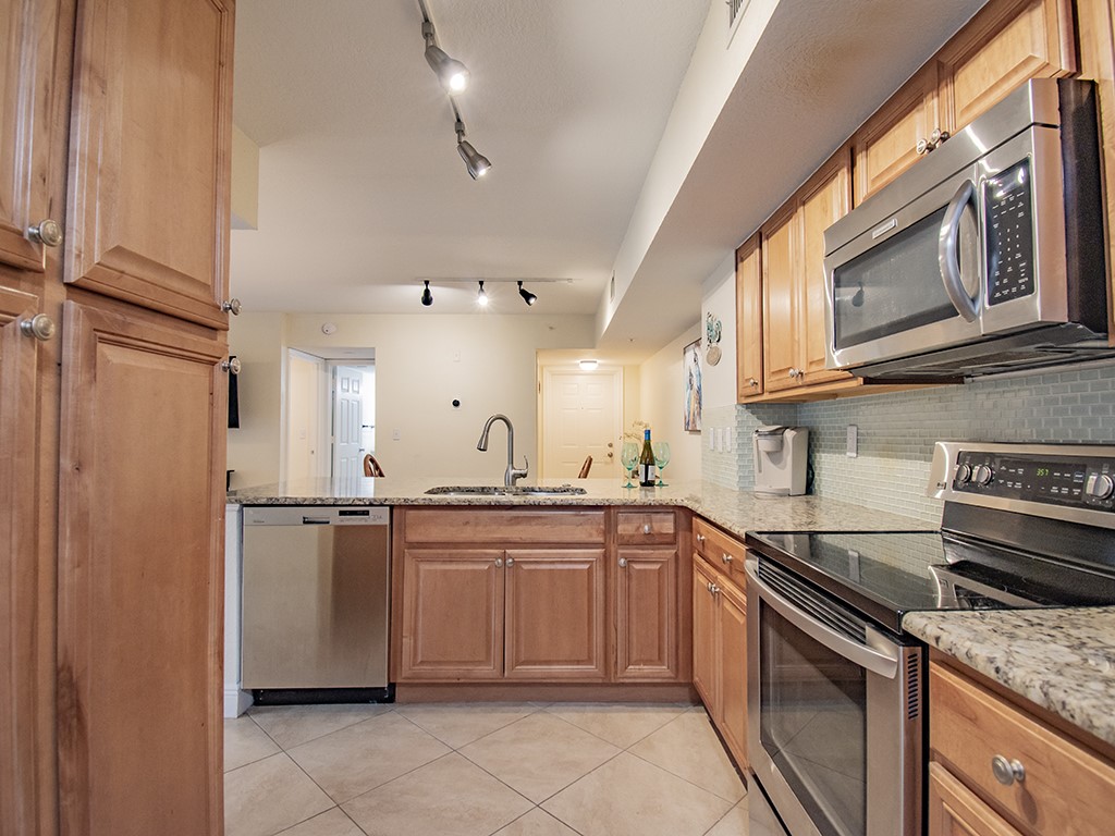 1610 N 42nd Circle 105