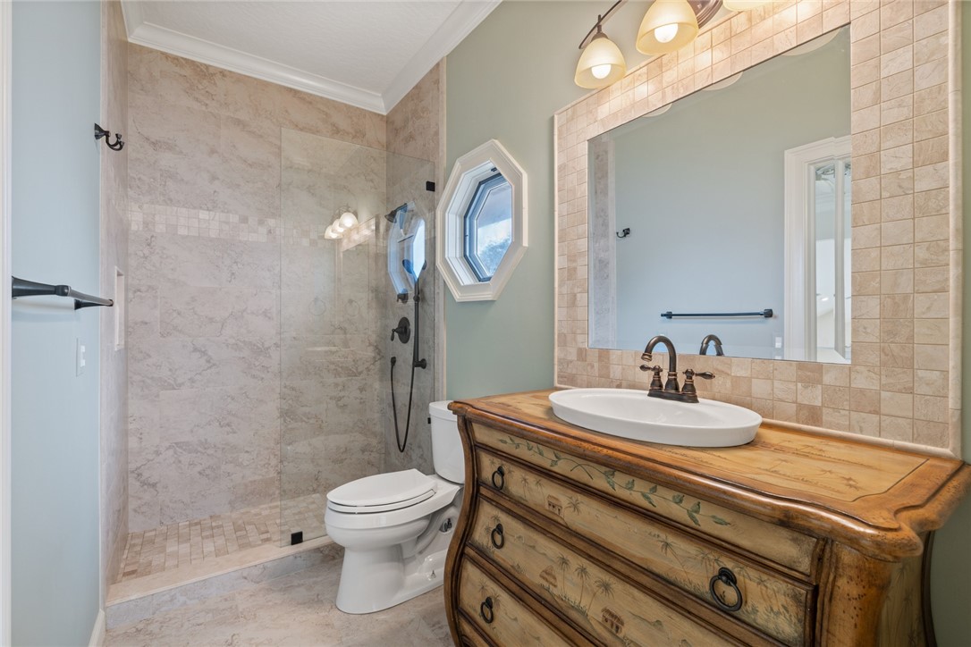 1885 Paseo Del Lago Lane