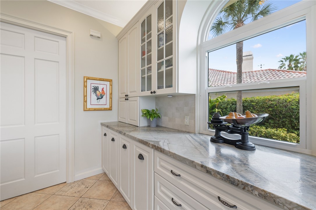 1885 Paseo Del Lago Lane