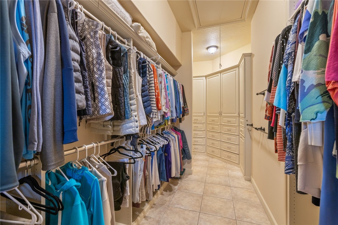 1885 Paseo Del Lago Lane