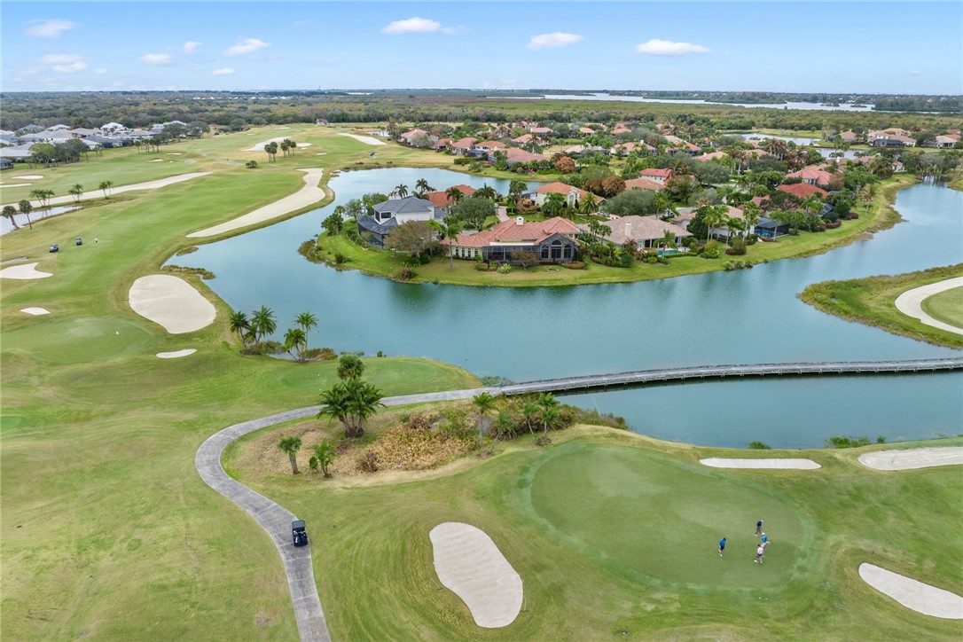 1885 Paseo Del Lago Lane