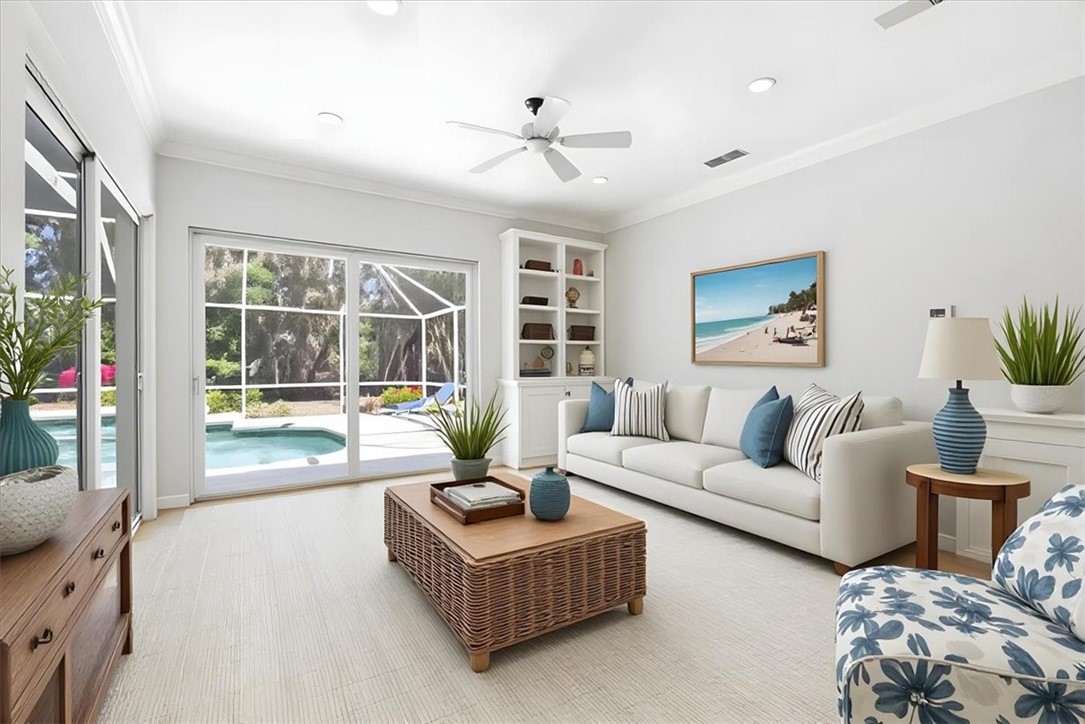 120 N White Jewel Court